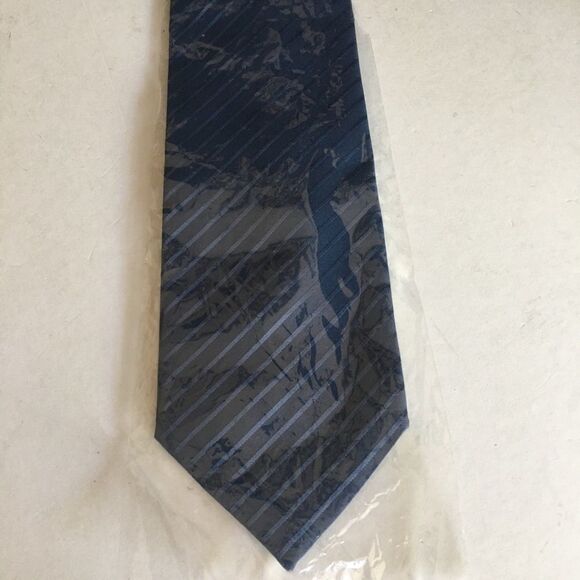 Randolph Duke Men’s Blue Necktie - Picture 1 of 8